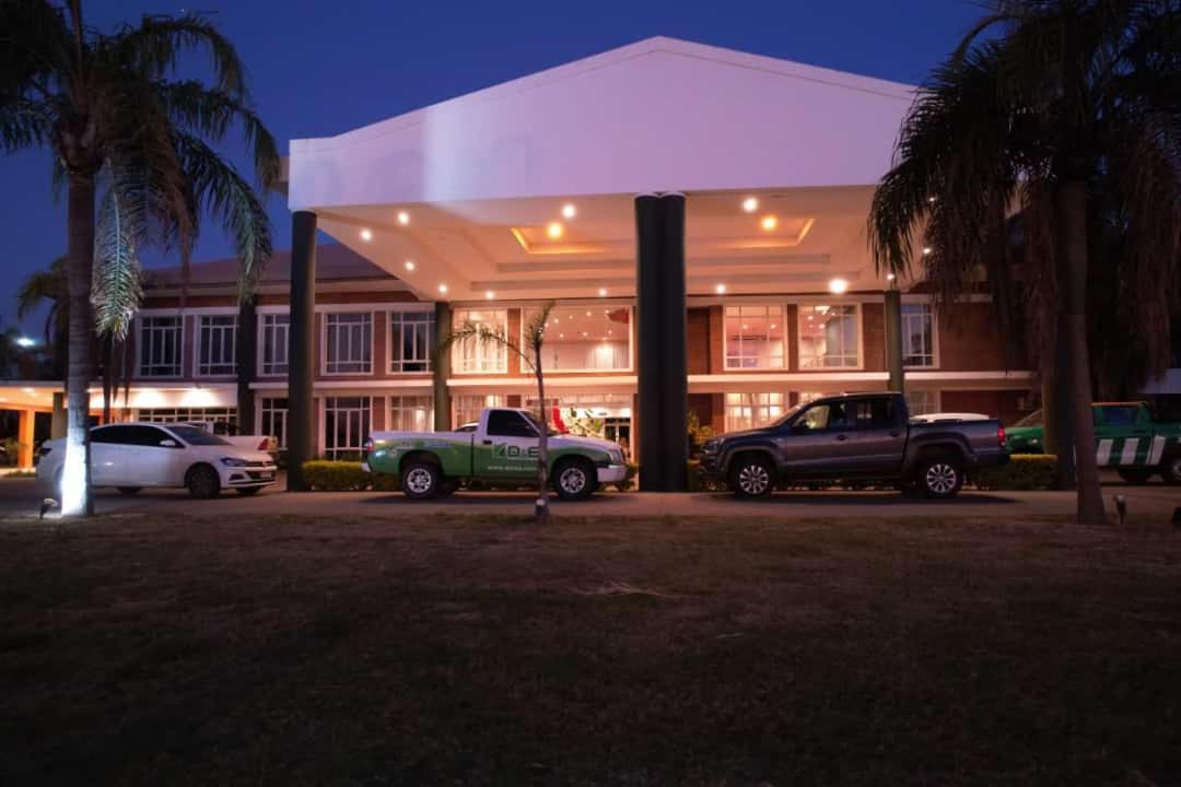 Catange Hotel Charata المظهر الخارجي الصورة