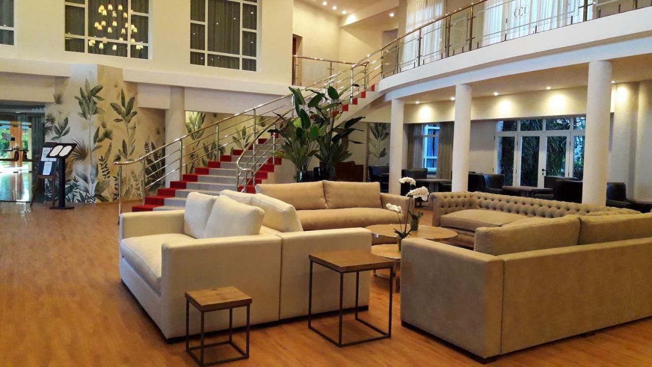 Catange Hotel Charata المظهر الخارجي الصورة